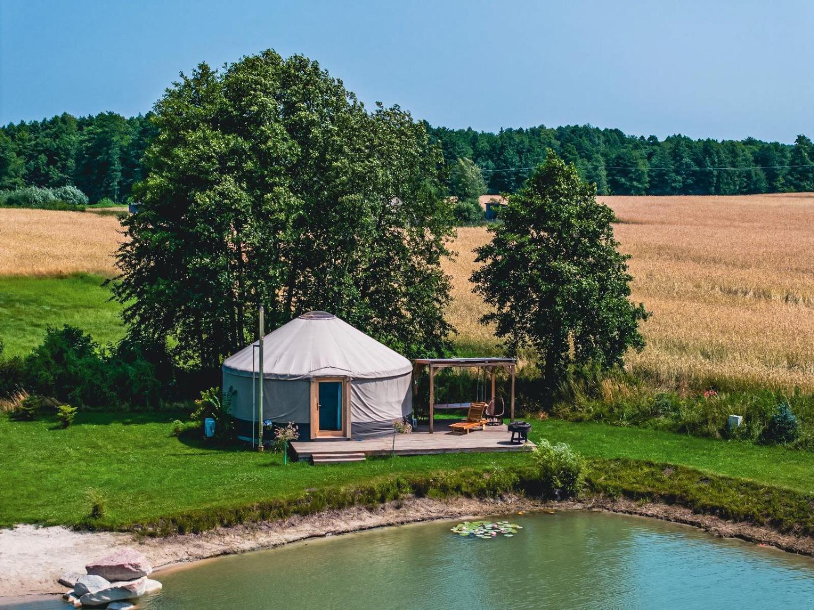 Отель Jurty Glamping Гостынин Экстерьер фото