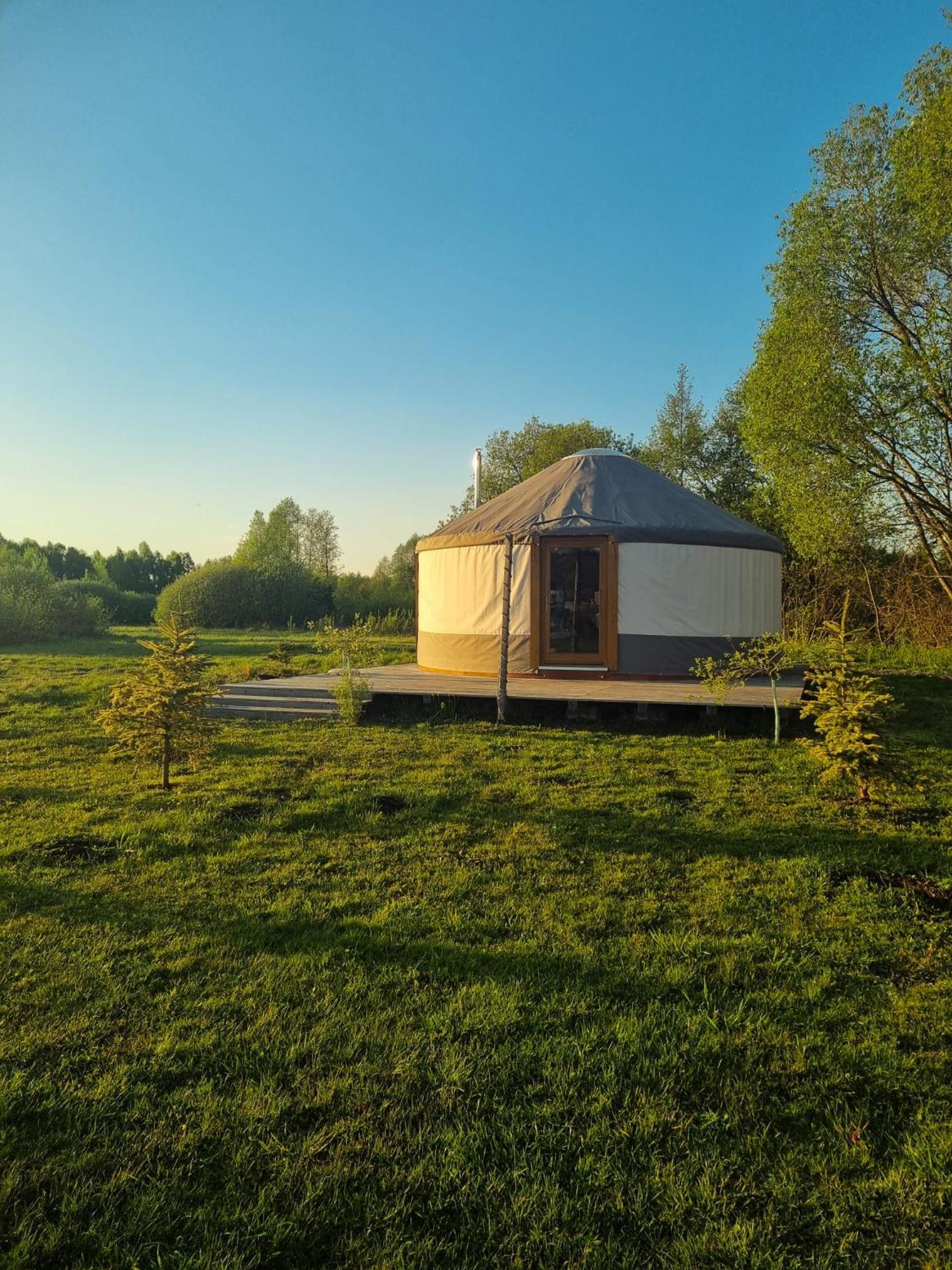 Отель Jurty Glamping Гостынин Экстерьер фото